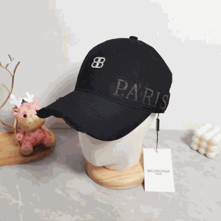 Balenciaga  7493159363  