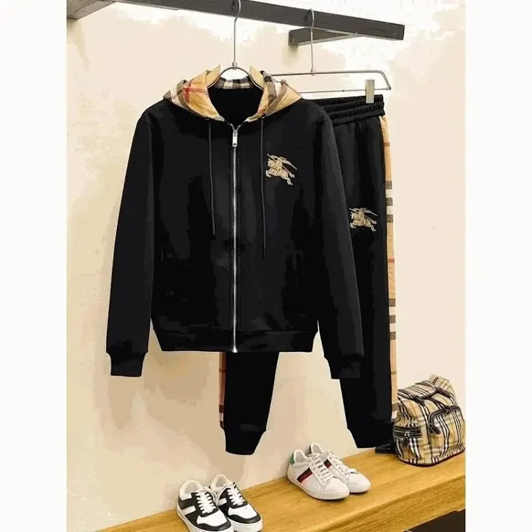  Burberry  Hoodie suit     7563979249  